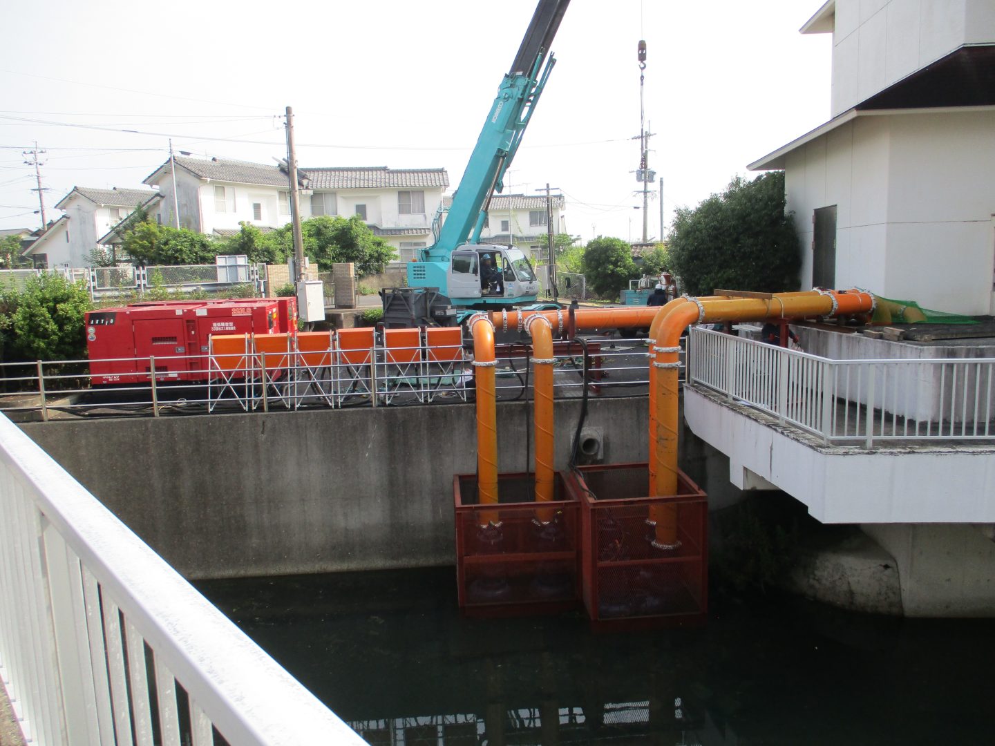 【豪雨対策】常設ポンプ故障に伴う仮設排水ポンプ設備（レンタル）　　☝さらに詳細は写真をクリック☝